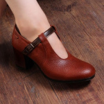 Women's shoes with heels